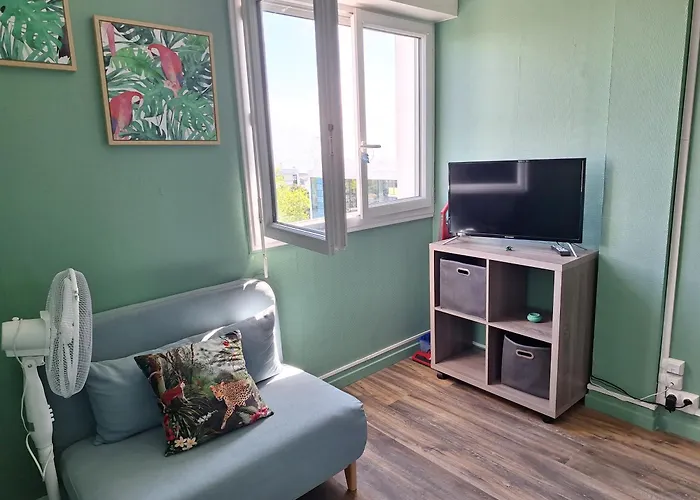 Les Perroquets Apartment